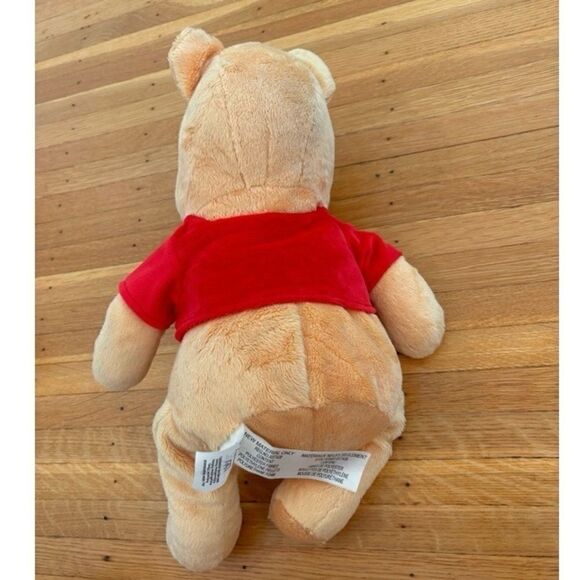 Disney Winnie the Pooh & Piglet Disney Store Exclusive Plushes - Picture 3 of 11